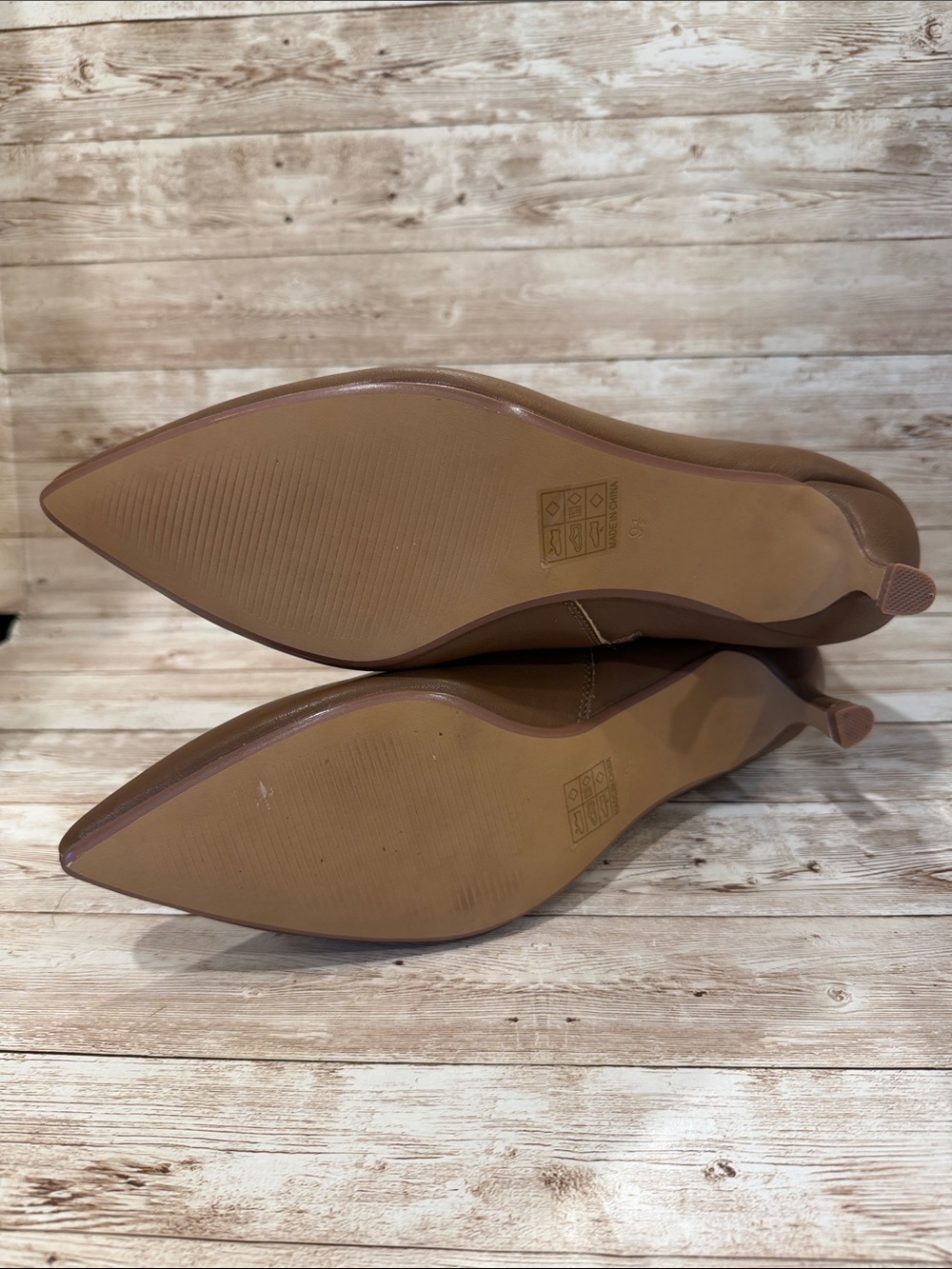 Journee Collection Brown Pointed-Toe Kitten Heel Ankle Boots 11M NEW - Picture 7 of 9
